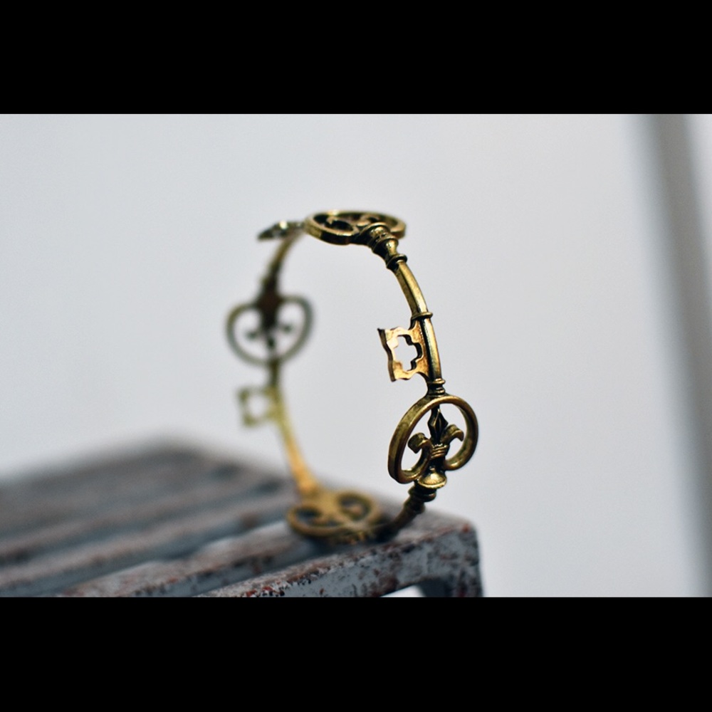 Brass Antique Keys Bracelet